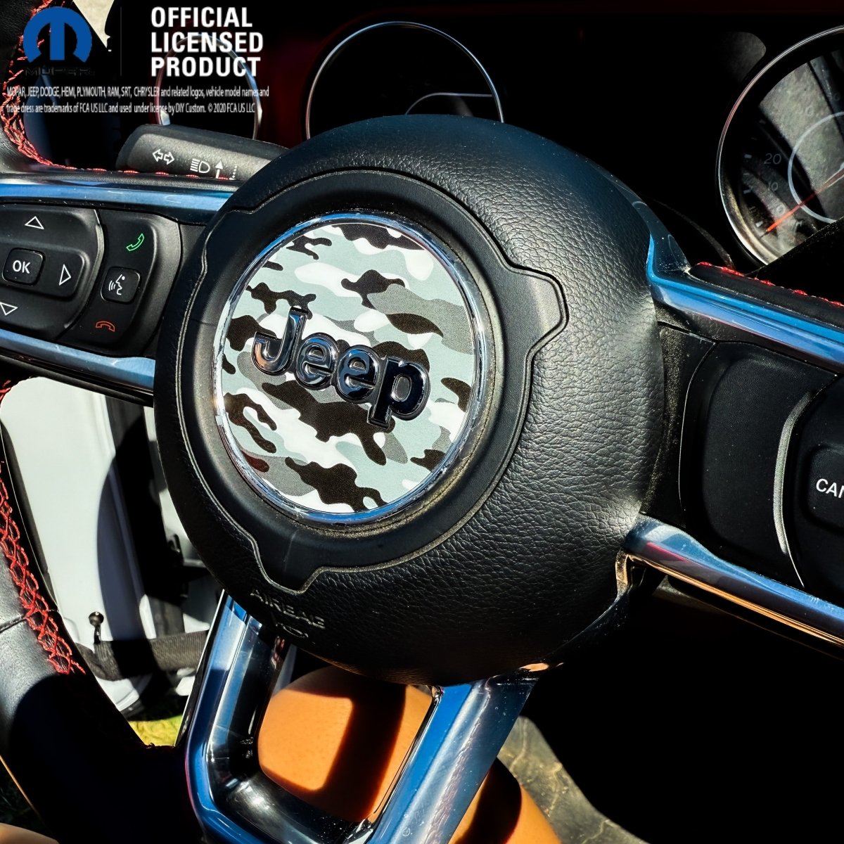 Jeep Wrangler JL Gladiator Steering Wheel Circle Grayscale Camo Vinyl Decal Sticker - Tiny Wrapz