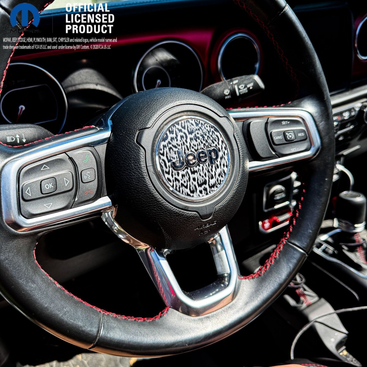 Jeep Wrangler JK Steering Wheel Circle Grayscale Leopard Vinyl Decal Sticker 2007-2017 - Tiny Wrapz