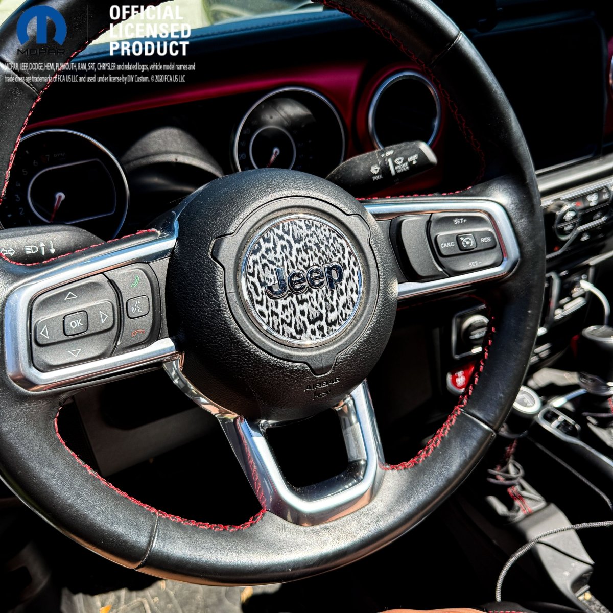 Jeep Wrangler JK Steering Wheel Circle Grayscale Leopard Vinyl Decal Sticker 2007-2017 - Tiny Wrapz
