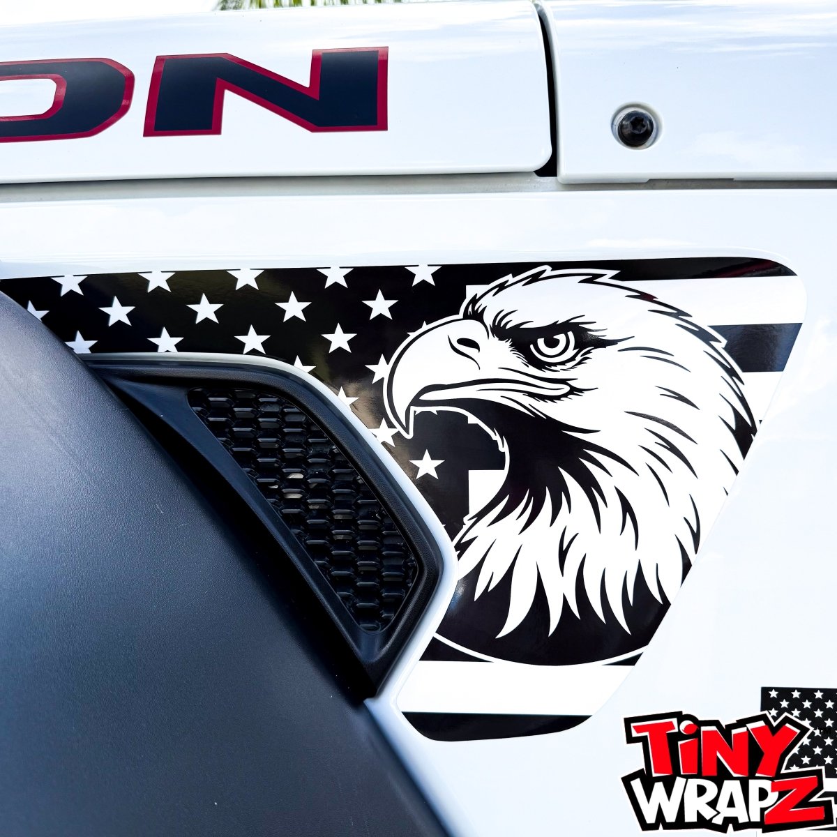 Jeep Fender Vent Decals Pair "Black and White Eagle American Flag" Fits 2018-2026 Wrangler JL & Gladiator - Tiny Wrapz