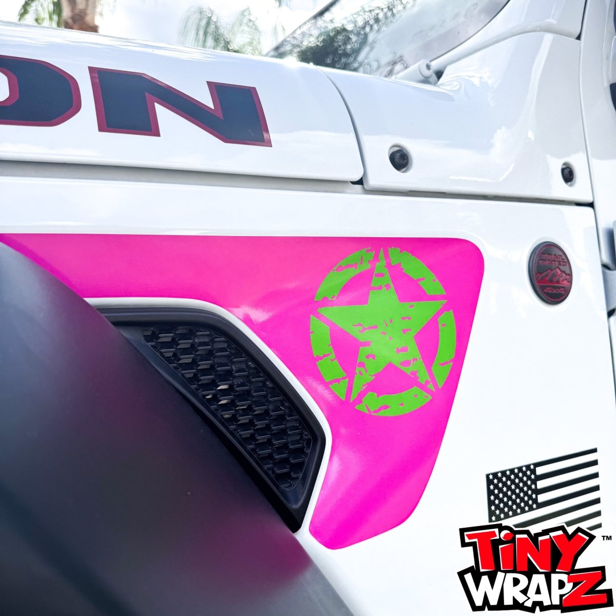 Jeep Fender Vent Decals Pair "Green on Pink Distressed Star" Fits 2018-2026 Wrangler JL & Gladiator - Tiny Wrapz
