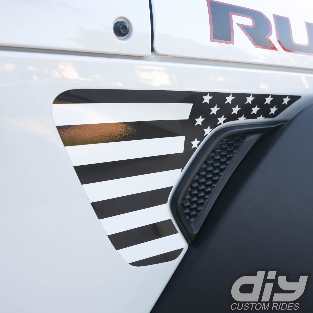 Jeep Fender Vent Decals Pair "Black and White American Flag" Fits 2018 - 2026 Wrangler JL & Gladiator - Tiny Wrapz